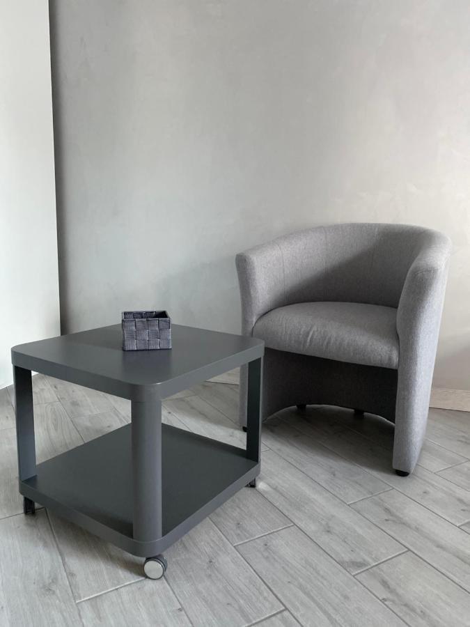 Serbska Apartment Лвив Екстериор снимка