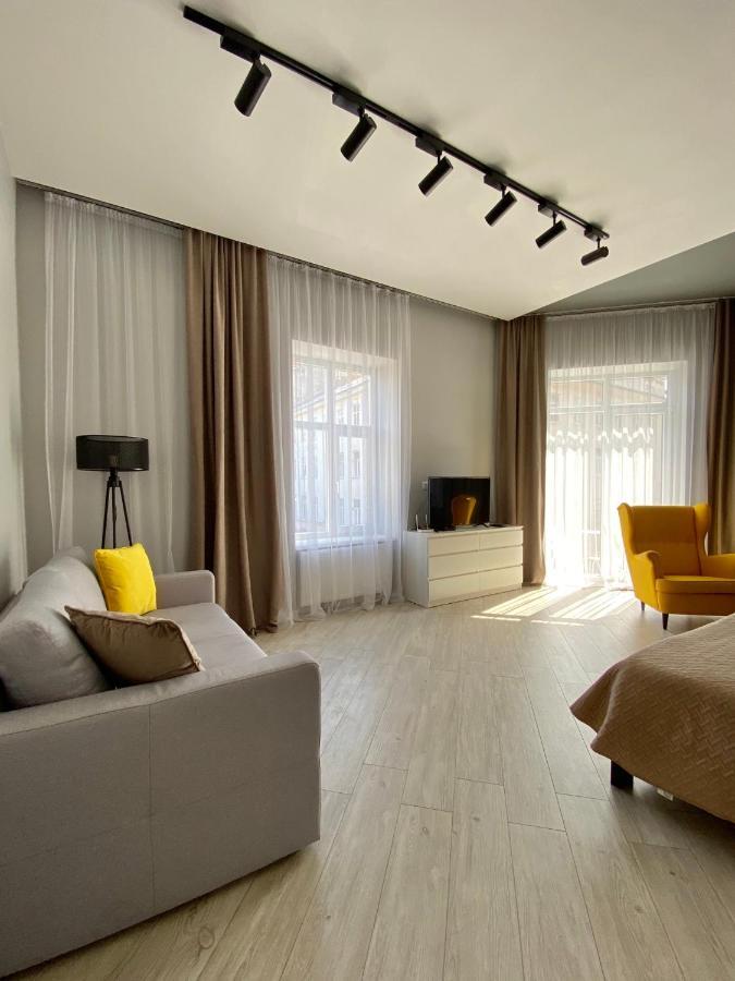 Serbska Apartment Лвив Екстериор снимка
