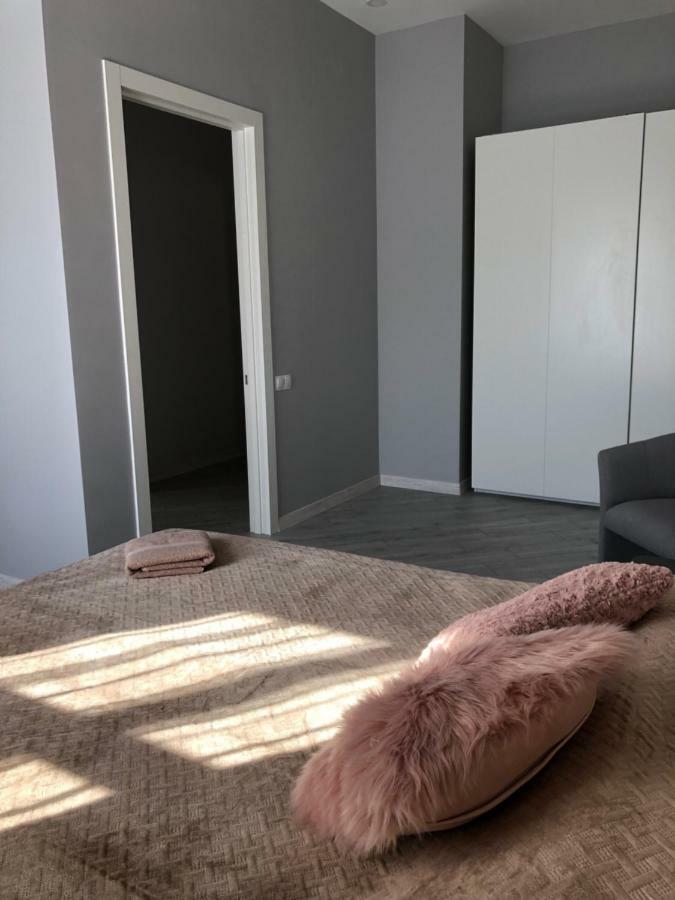 Serbska Apartment Лвив Екстериор снимка